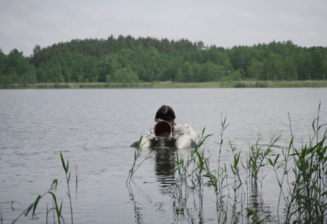 Į Veisiejo ežerą šiandien paleista daugiau nei 3,5 tūkst. lydekaičių