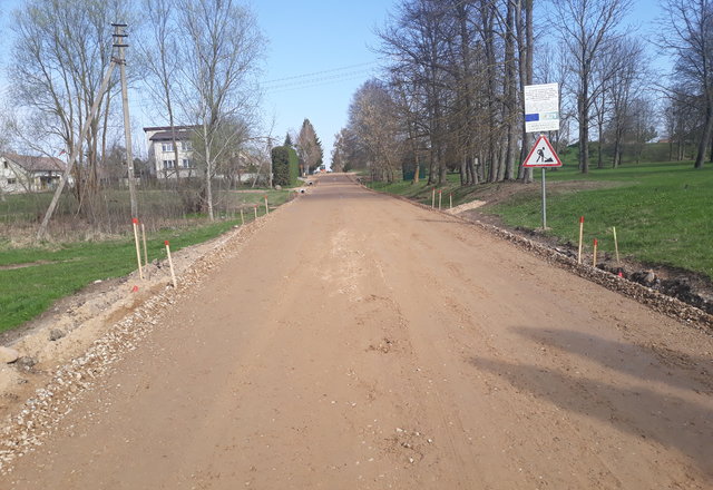 Su pavasariu įsibėgėja darbai Veisiejų seniūnijoje