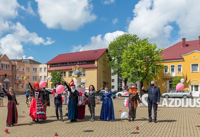 Lazdijai 424-ąjį  savo gimtadienį šventė iki vėlumos
