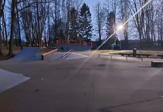Lazdijų miesto parkas: lankytis galima iki vėlumos, tačiau būkime atsakingi