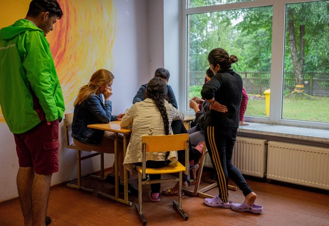 Iš apgyvendinimo patalpų Kapčiamiestyje iškeliami nelegalūs migrantai. Šiandien 4 iš jų...