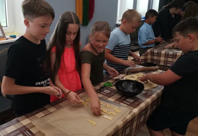 KVIEČIAME IKI 2021 M. RUGSĖJO 22 D. UŽSIRAŠYTI Į NEFORMALIOJO VAIKŲ ŠVIETIMO PROGRAMAS