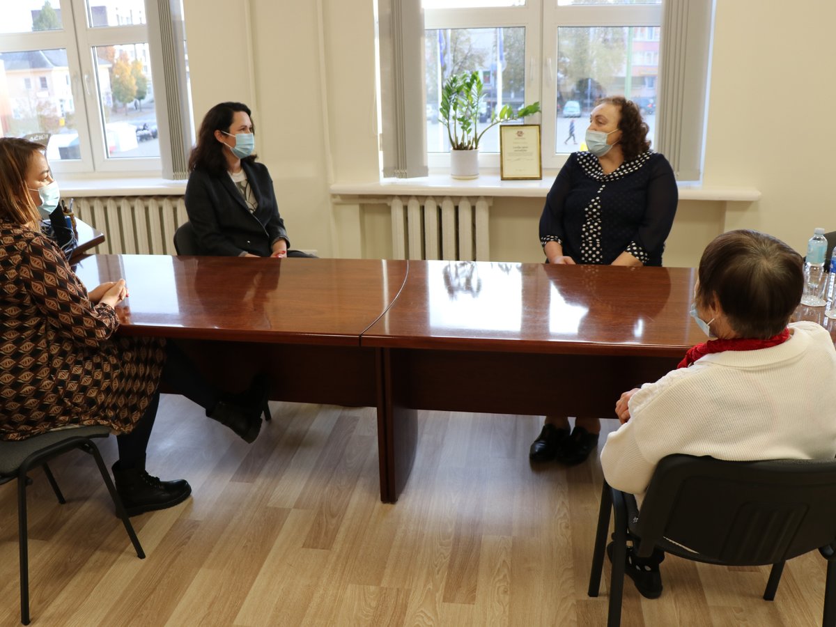 Minint Pasaulinę baltosios lazdelės dieną, dėmesio centre –  žmonės su regėjimo negalia