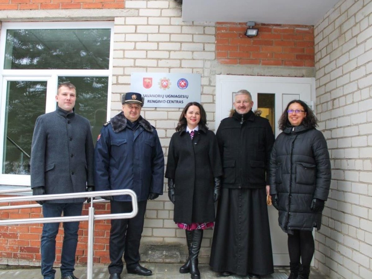 Geros naujienos: Veisiejuose duris atvėrė savanorių ugniagesių mokymo centras