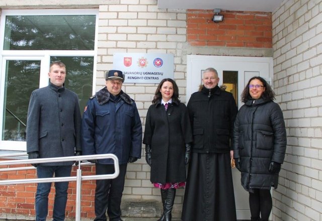 Geros naujienos: Veisiejuose duris atvėrė savanorių ugniagesių mokymo centras