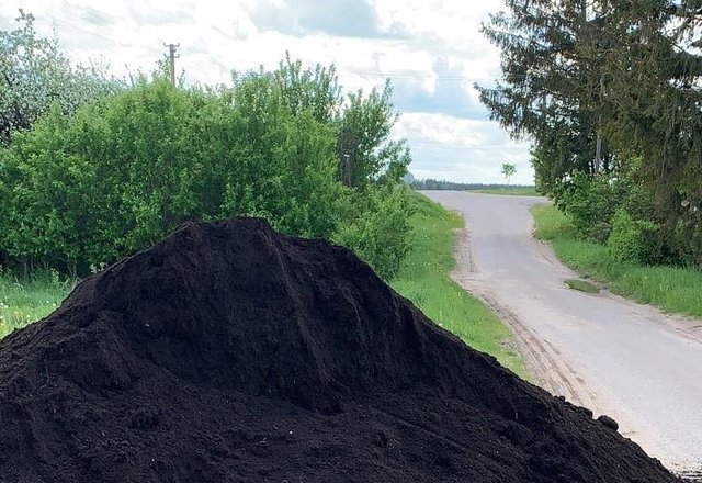 Kuo geriausia tręšti savo žemę? Vietiniu kompostu!