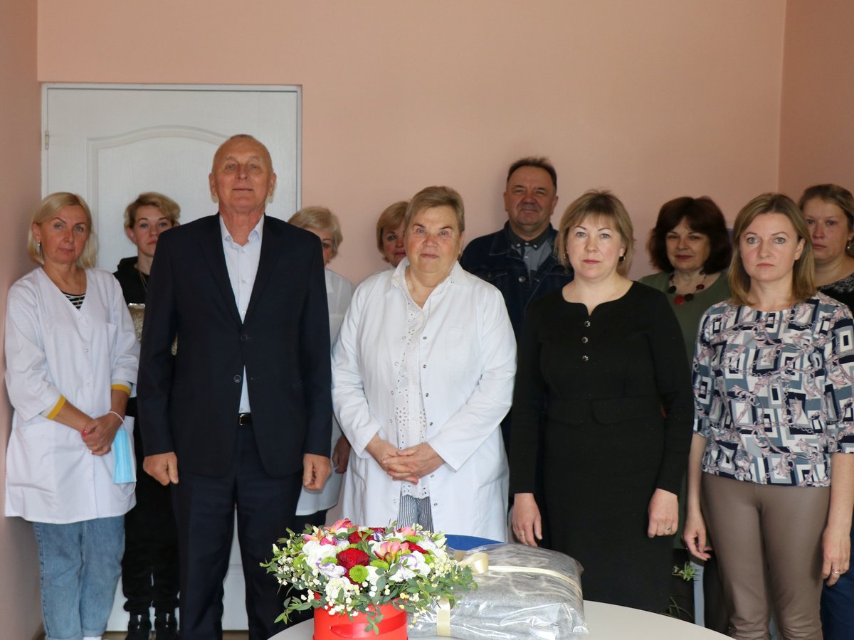 Į užtarnautą poilsį išlydėta 46-erius metus Lazdijų rajono žmonių sveikata rūpinusis  gydytoja...