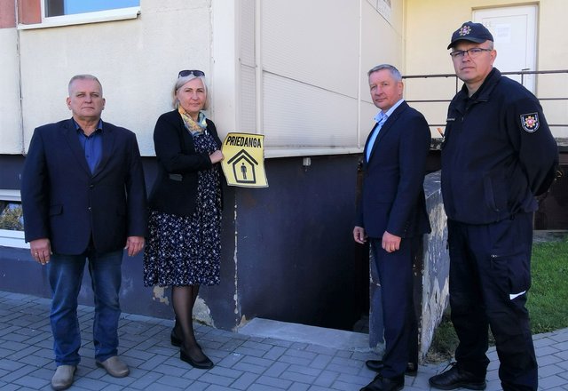 Rajono teritorijoje numatytos 9 priedangos: trys pirmosios jau pažymėtos specialiu ženklu