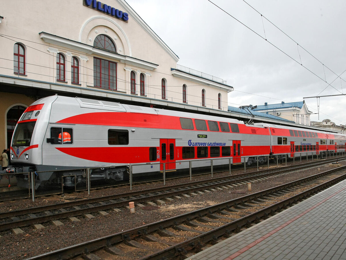 Į Varšuvą ir Krokuvą galėsime keliauti Iš Mockavos