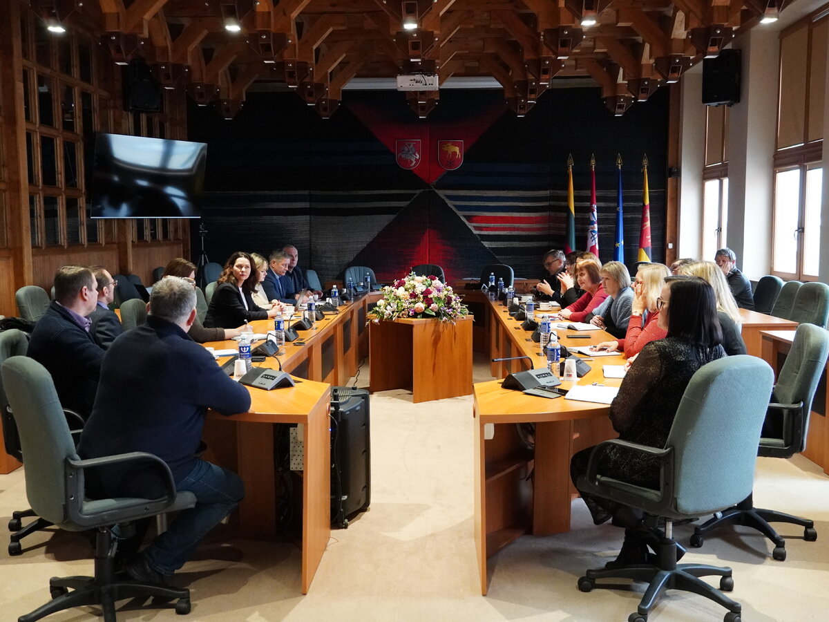 Savivaldybėje vykusiame susitikime aptartas sveikatos priežiūros įstaigų modernizavimo planas