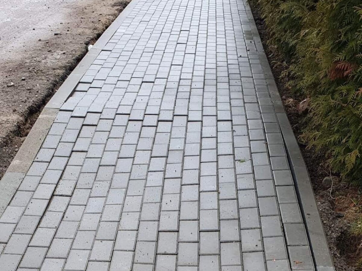 Dėl šaligatvio Draugystės gatvėje: rangovas pašalins trūkumus, garantinis laikotarpis ilgės 