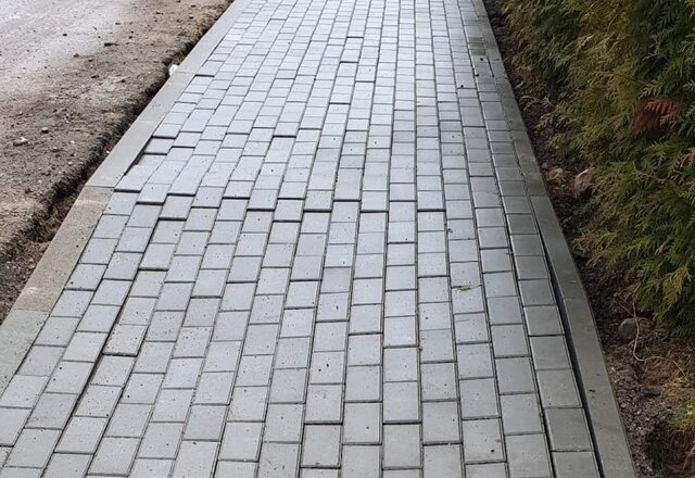 Dėl šaligatvio Draugystės gatvėje: rangovas pašalins trūkumus, garantinis laikotarpis ilgės 