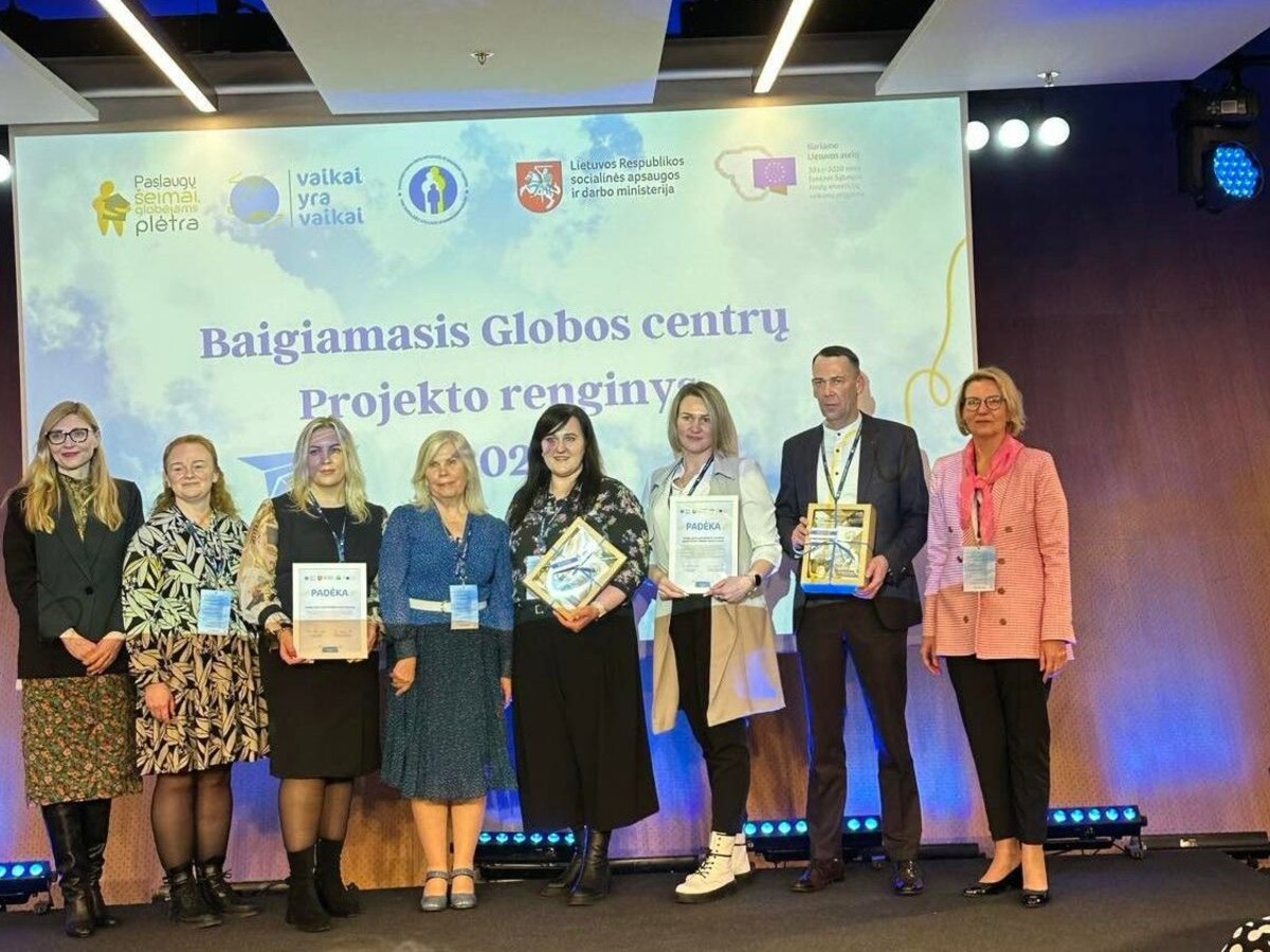 Lazdijų savivaldybės rūpestis vaikų globa įvertintas Socialinės apsaugos ir darbo ministrės...