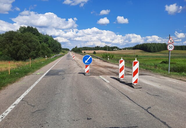 Dar viena atnaujinama atkarpa: tvarkomas kelias link Lenkijos