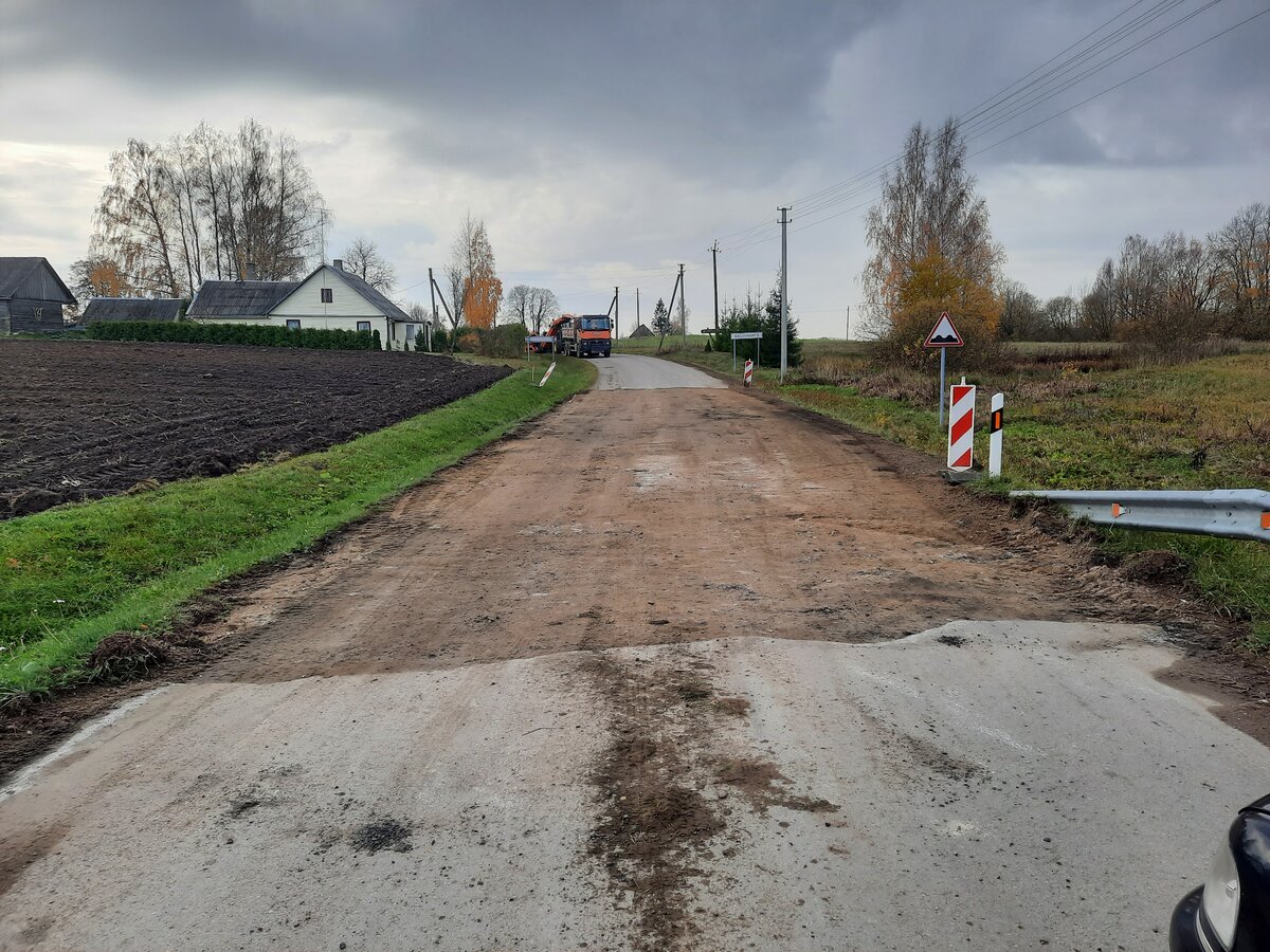 Džiugios žinios – remontuojamas valstybinės reikšmės rajoninis kelias Nr. 2533 Avižieniai–Straigiai