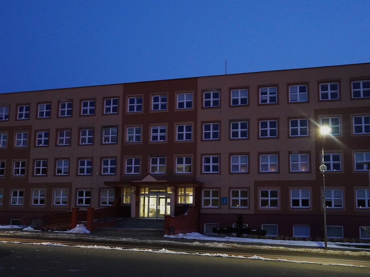 Ankstų rytą languose sužibo žvakutės – pagerbėme Lietuvos laisvės gynėjus