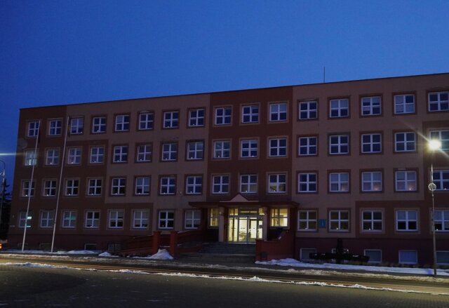 Ankstų rytą languose sužibo žvakutės – pagerbėme Lietuvos laisvės gynėjus