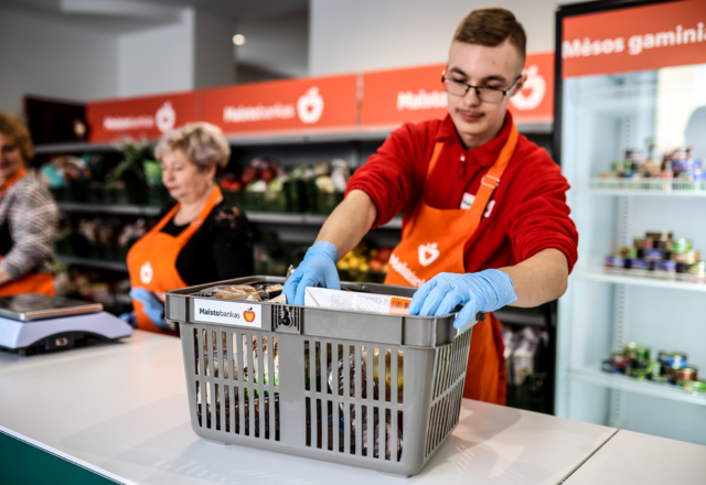 „Maisto bankas“ informuoja: nuo šiandienos didžioji dalis nepasiturinčiųjų sulauks informacinių...