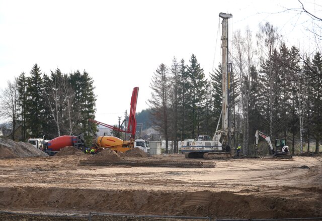 Darbymetis Lazdijuose: įsibėgėja autobusų stoties su prekybos centru statyba