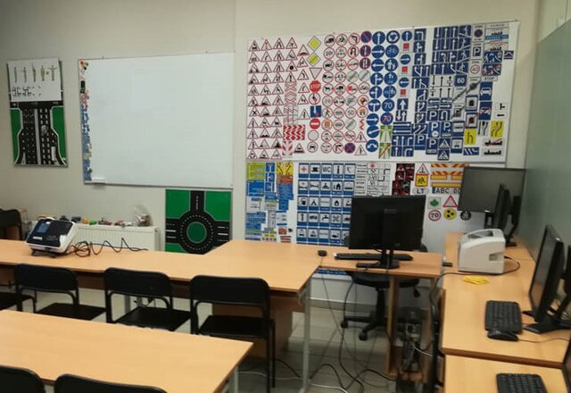 Nuo rugsėjo – moksleiviams patogesnė vairavimo mokymų tvarka 