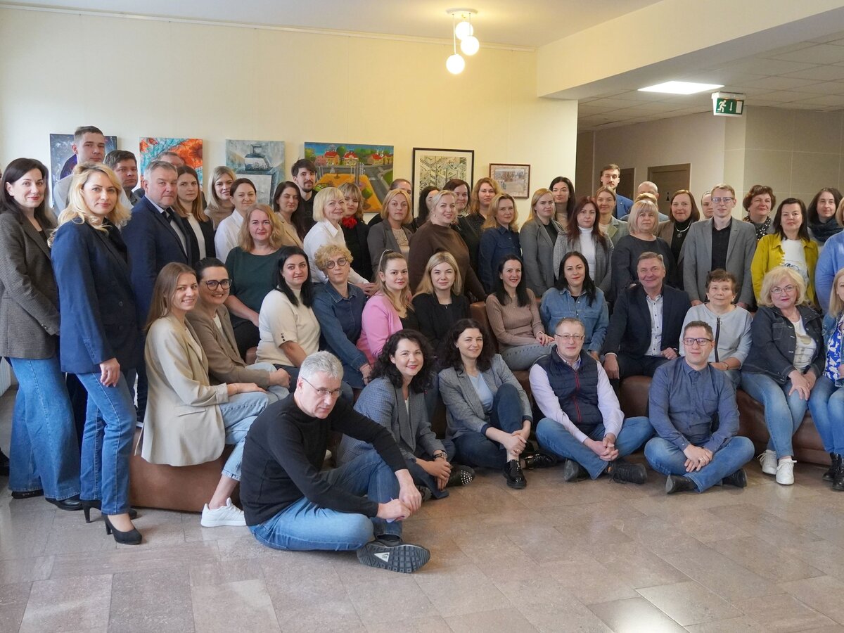 Savivaldybės vadovai ir darbuotojai jungiasi prie Tarptautinės džinsų dienos 