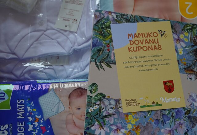 Kūdikio kraitelyje – nauja dovana: ekologiško maisto kuponas
