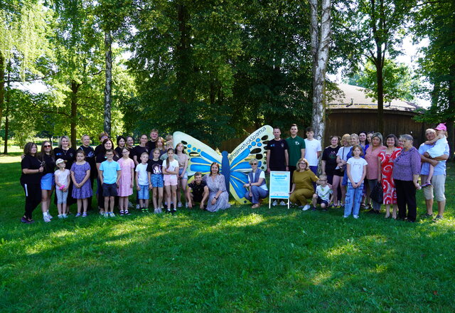 „Pasimatuok sparnus“: su dėkingumu globėjams ir visiems, kurie vaikams dovanoja namus