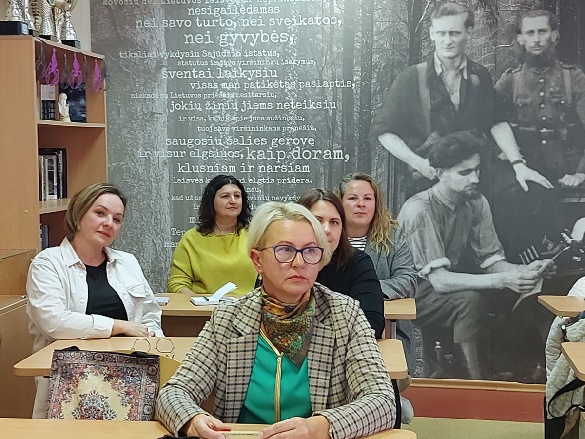 Spalio mėnuo Lazdijų rajono pedagogams – intensyvių konsultacijų ir mokymų laikotarpis!