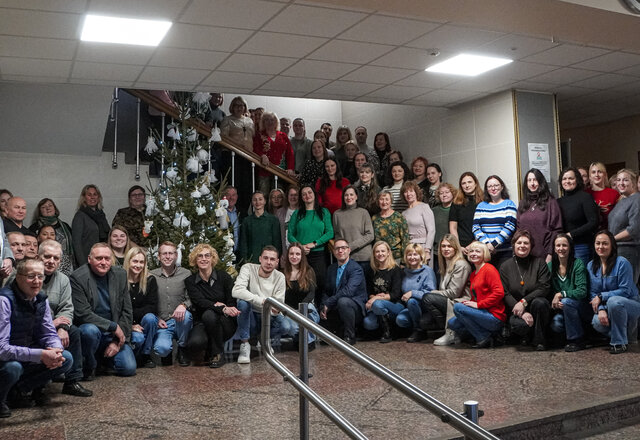 Įžiebta administracijos kalėdinė eglutė