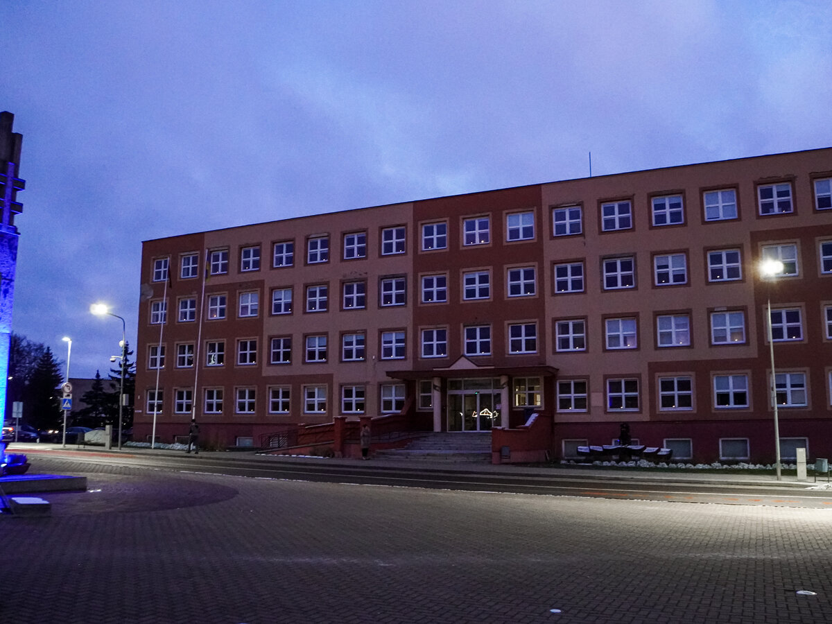 Ankstų rytą languose sužibo žvakutės – pagerbėme Lietuvos laisvės gynėjus