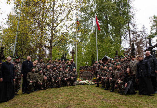 Kalniškės mūšio 80-metis: bendra malda ir laisvės dainomis pagerbtas žuvusiųjų atminimas 