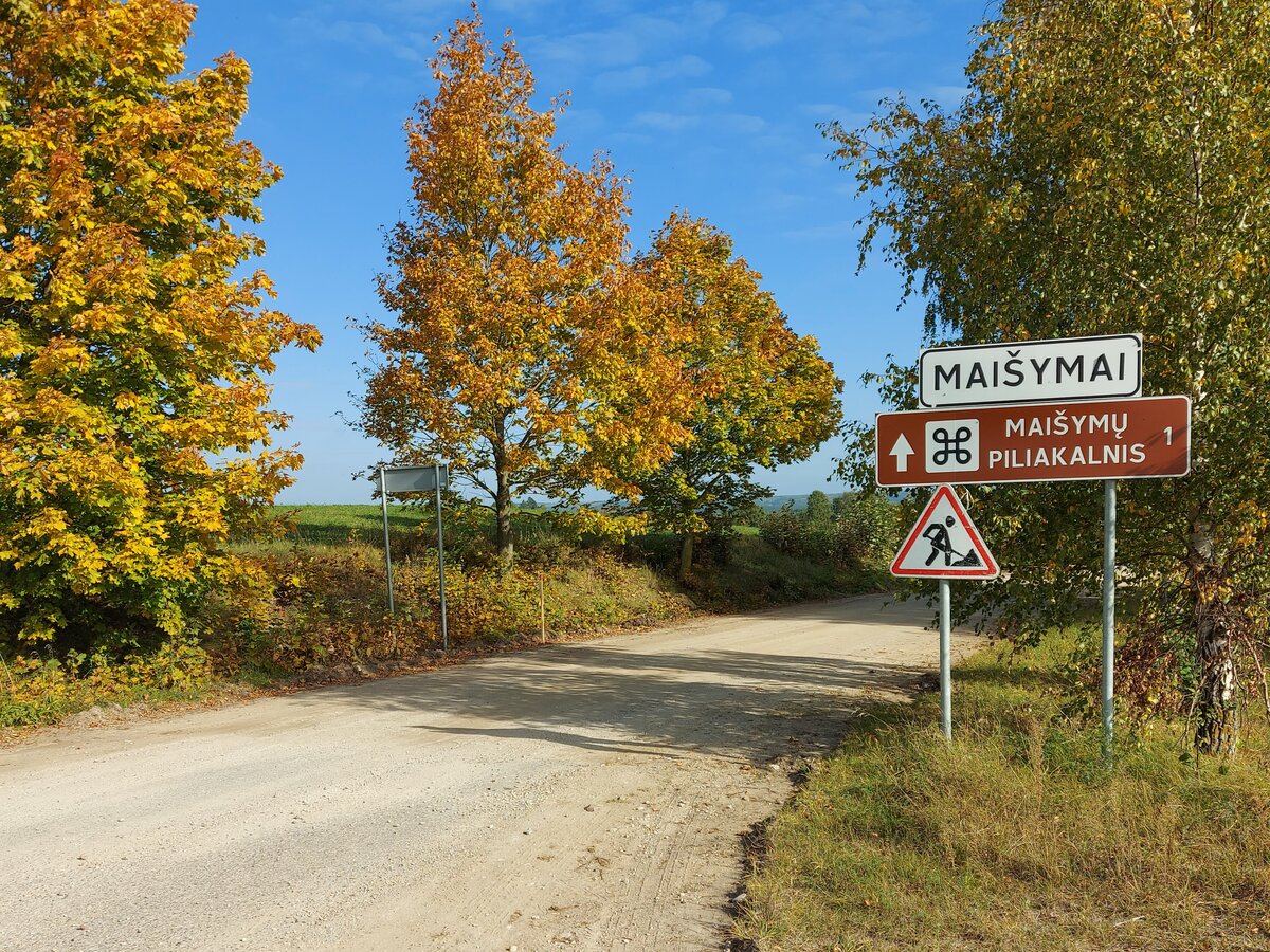 Maišymų kaimo Kalnų gatvė – netrukus bus su nauja asfalto danga