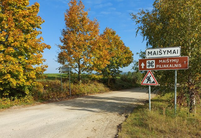 Maišymų kaimo Kalnų gatvė – netrukus bus su nauja asfalto danga