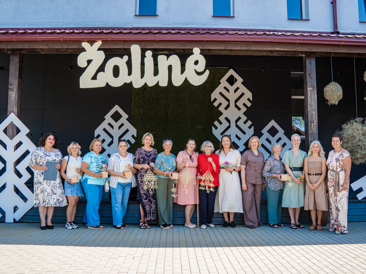 Žolinės dieną Rudamina pražydo žolynų puokštėmis, muzika ir bendryste